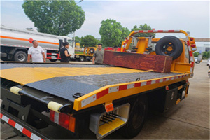 长清附近拖车电话号码服务