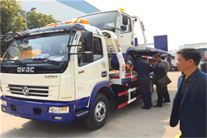 长清汽车道路救援拖车价格